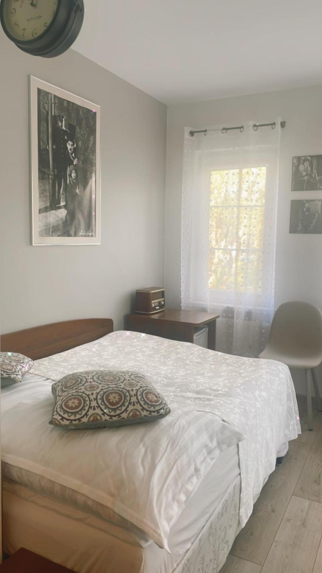 Goscinne W Starym Kinie Apartment *